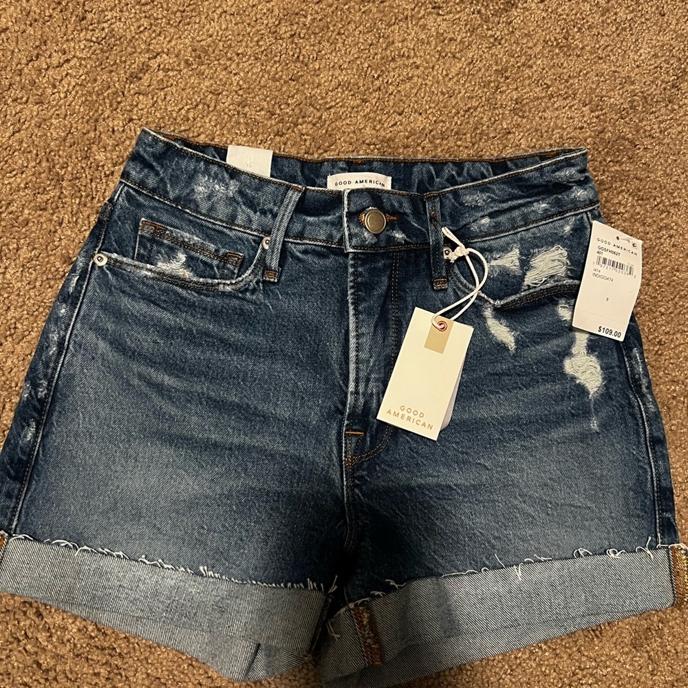 Good American Distressed Dark Blue Jean Shorts NWT SIZE 0 l 25